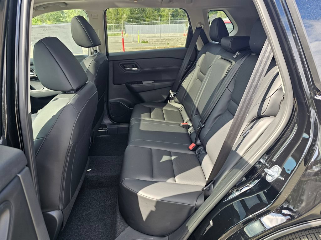 New 2026 Nissan Rogue Dark Armor AWD/4WD image 21