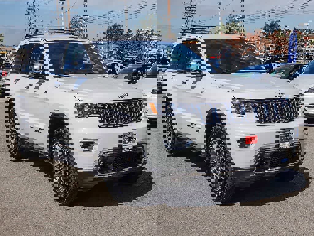 Certified 2017 Jeep Grand Cherokee Limited image 3
