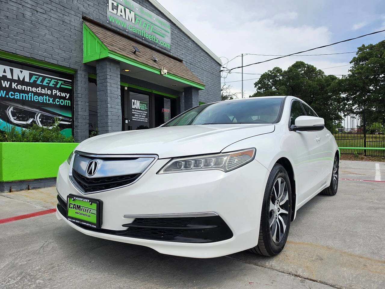 Used 2015 Acura TLX FWD image 2