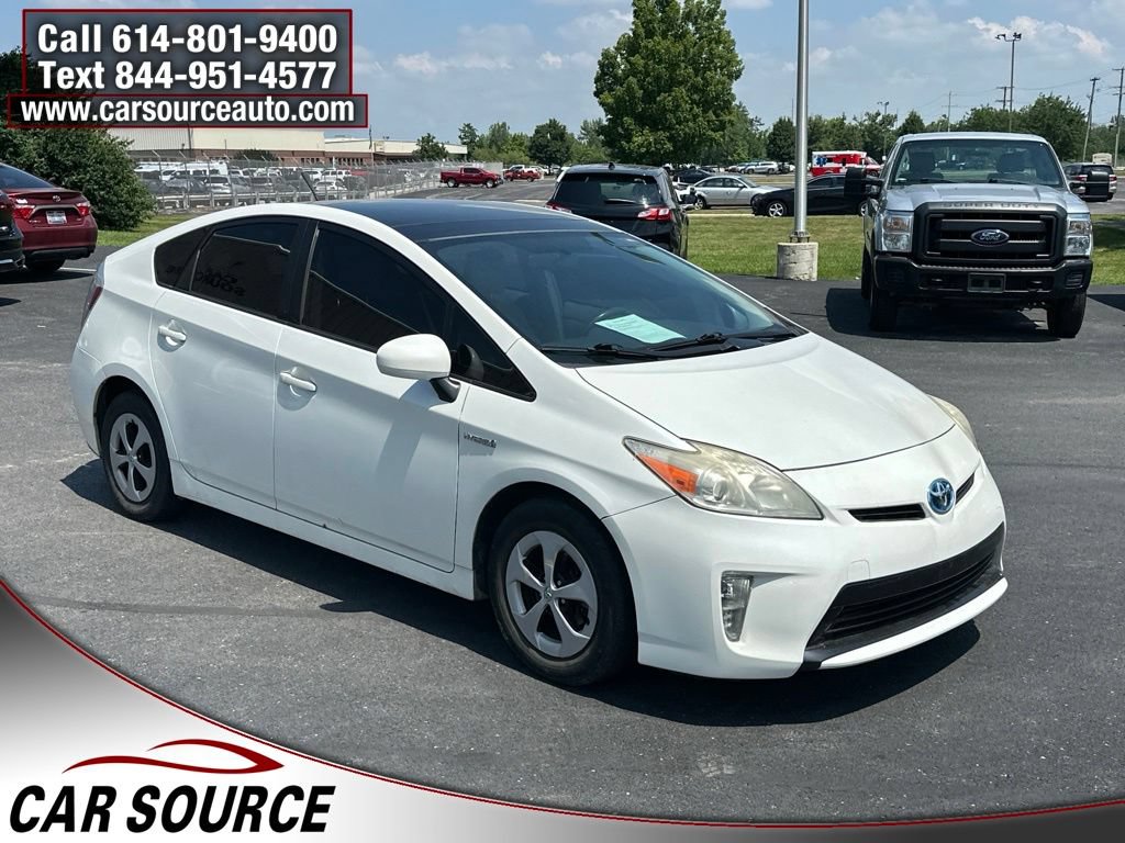 Used 2014 Toyota Prius Three w/ Solar Roof Package FWD image 7