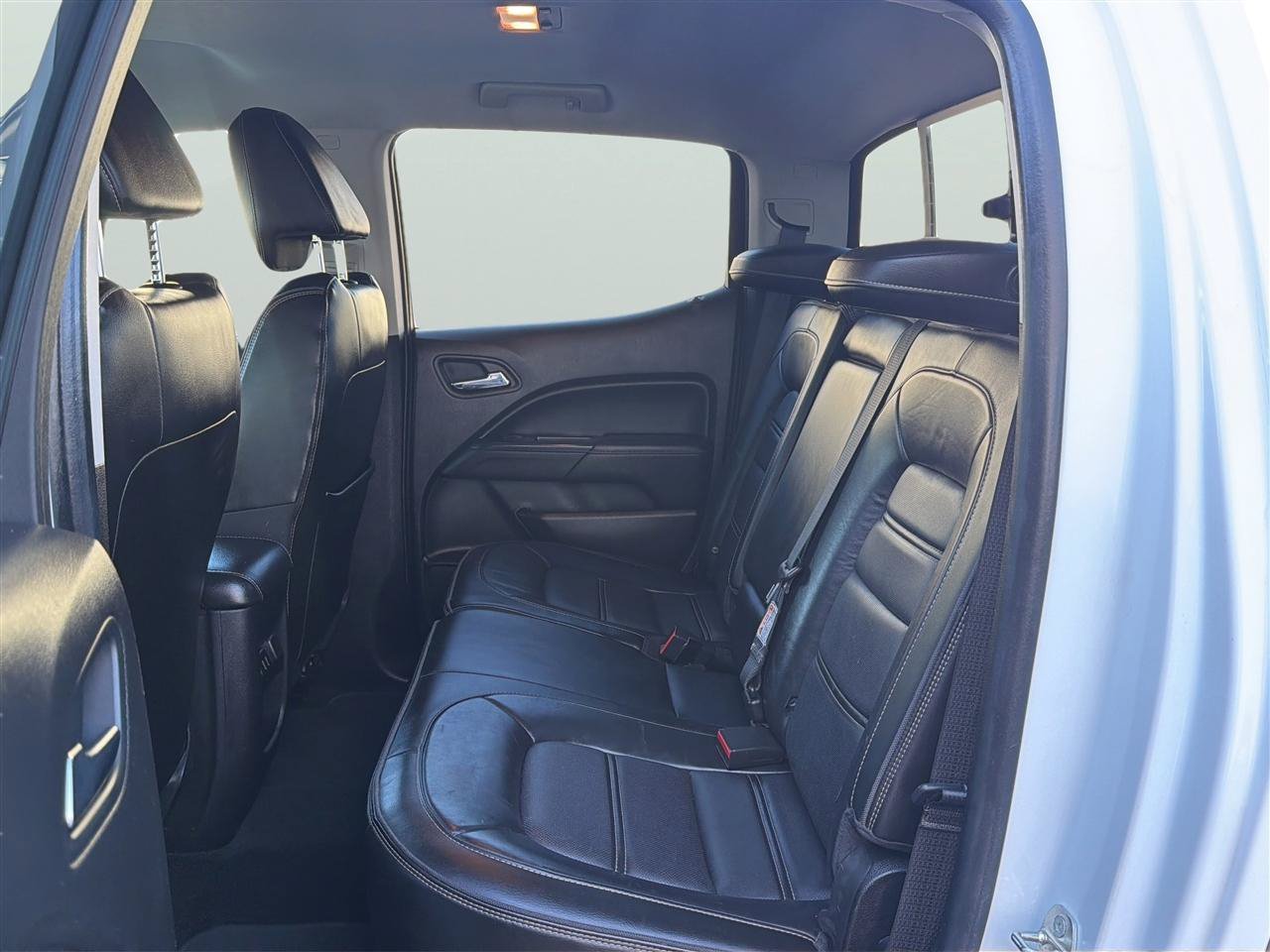 Used 2017 GMC Canyon Denali AWD/4WD image 15