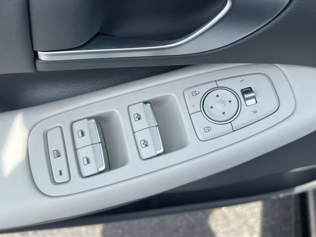 New 2026 Hyundai Sonata SEL FWD image 25