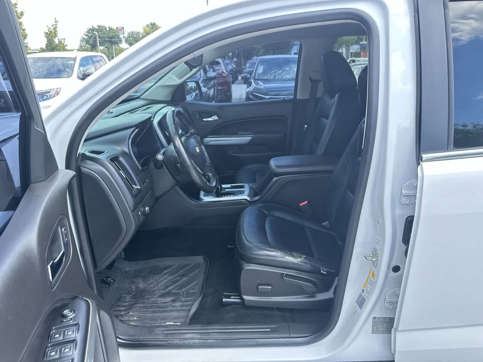Used 2016 Chevrolet Colorado LT w/ LT Convenience Package RWD image 2