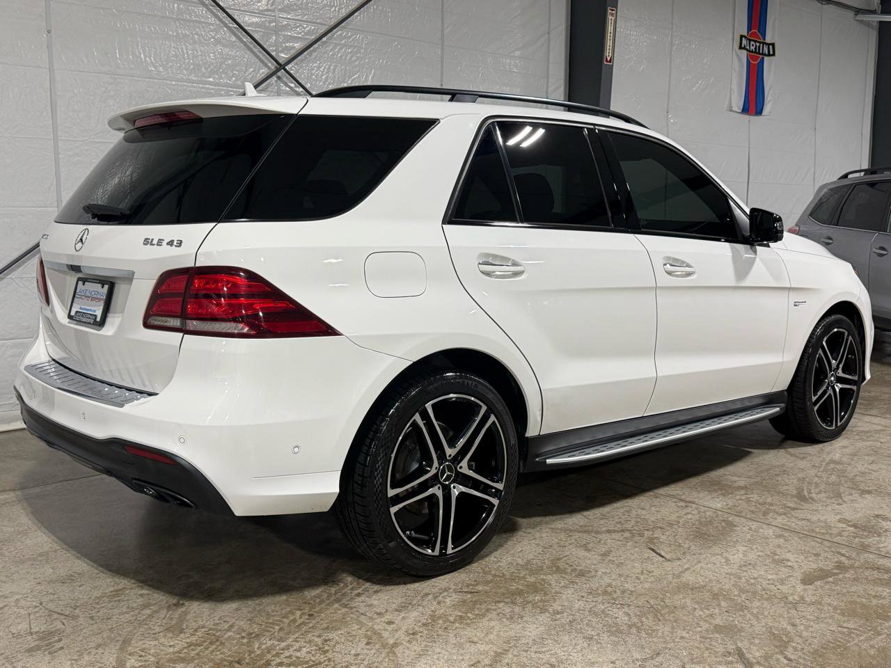 Used 2018 Mercedes-Benz GLE 43 AMG 4MATIC w/ Parking Assist Package image 8
