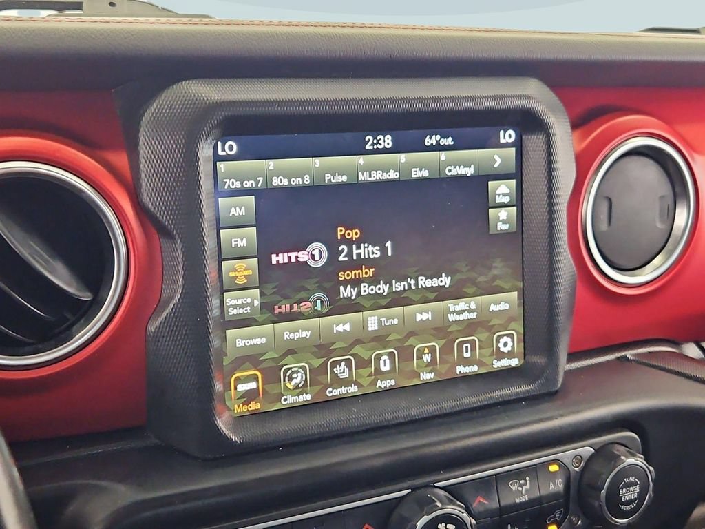 Used 2021 Jeep Wrangler Unlimited Rubicon AWD/4WD image 17