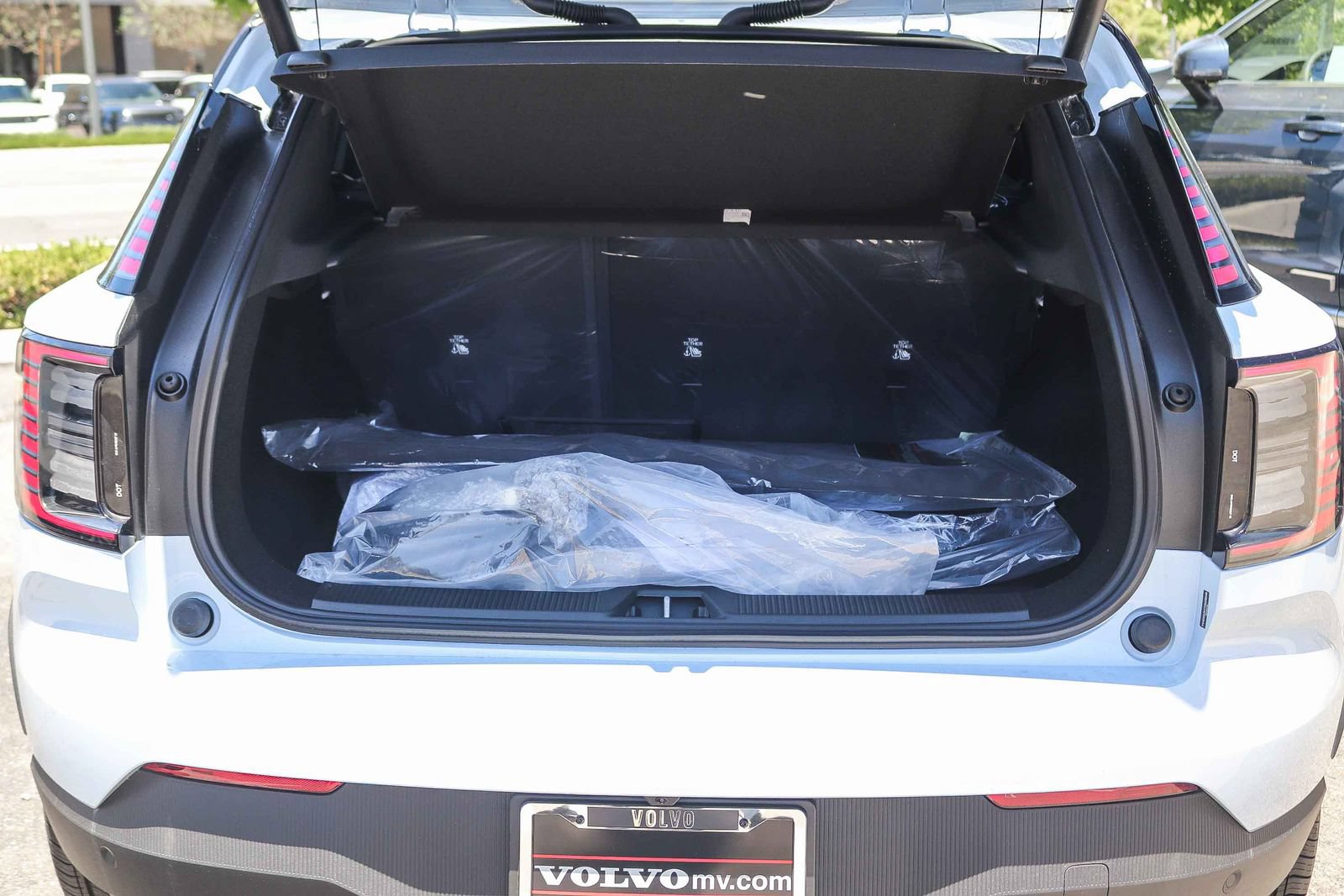 New 2026 Volvo EX30 Plus w/ Climate Package AWD/4WD image 25