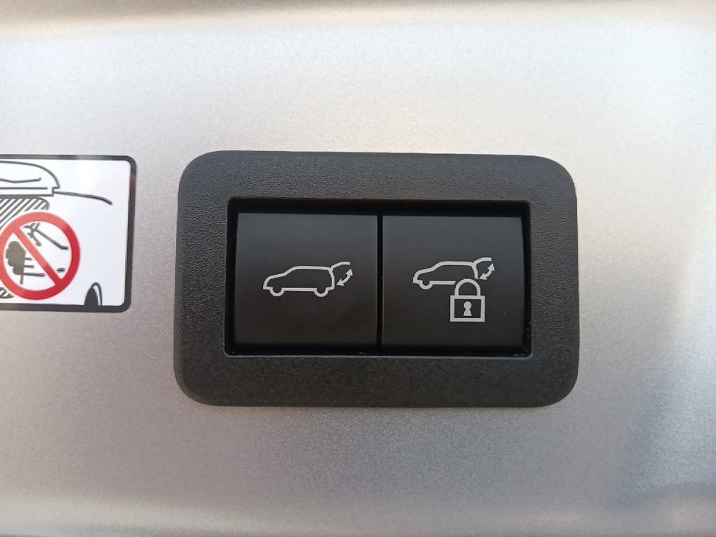 Used 2026 Toyota Prius Plug-In Hybrid w/ Limited Premium Package FWD image 28