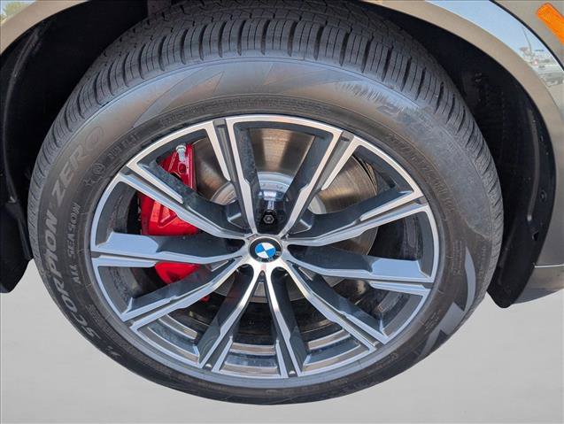 New 2026 BMW X5 xDrive50e w/ M Sport Package AWD/4WD image 9