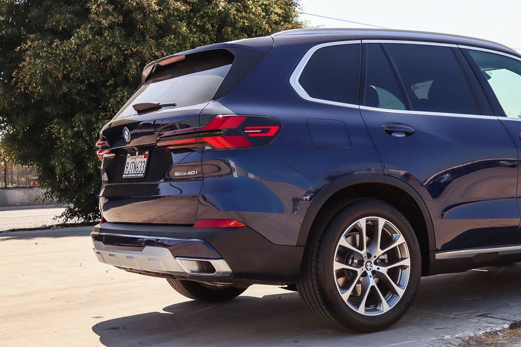 Used 2024 BMW X5 sDrive40i w/ Executive Package RWD image 11