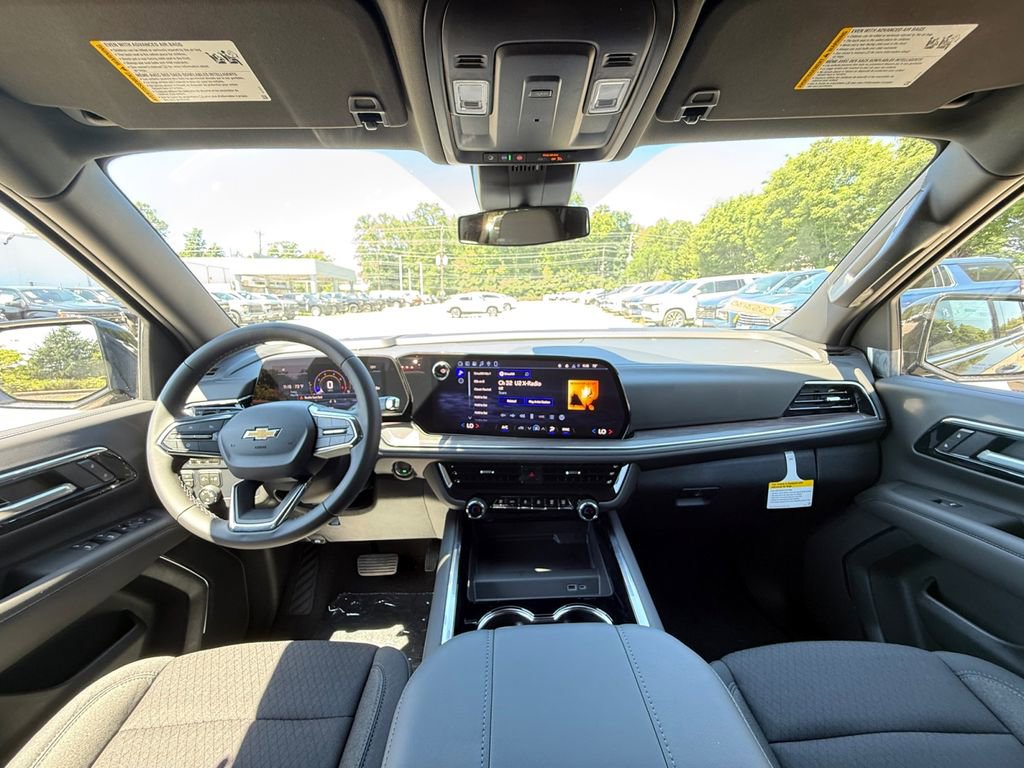 New 2026 Chevrolet Suburban LS w/ LPO, Dark Essentials Package AWD/4WD image 25