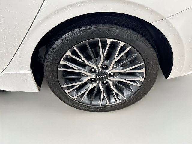 Used 2023 Kia Forte GT-Line w/ GT-Line Premium Package FWD image 10
