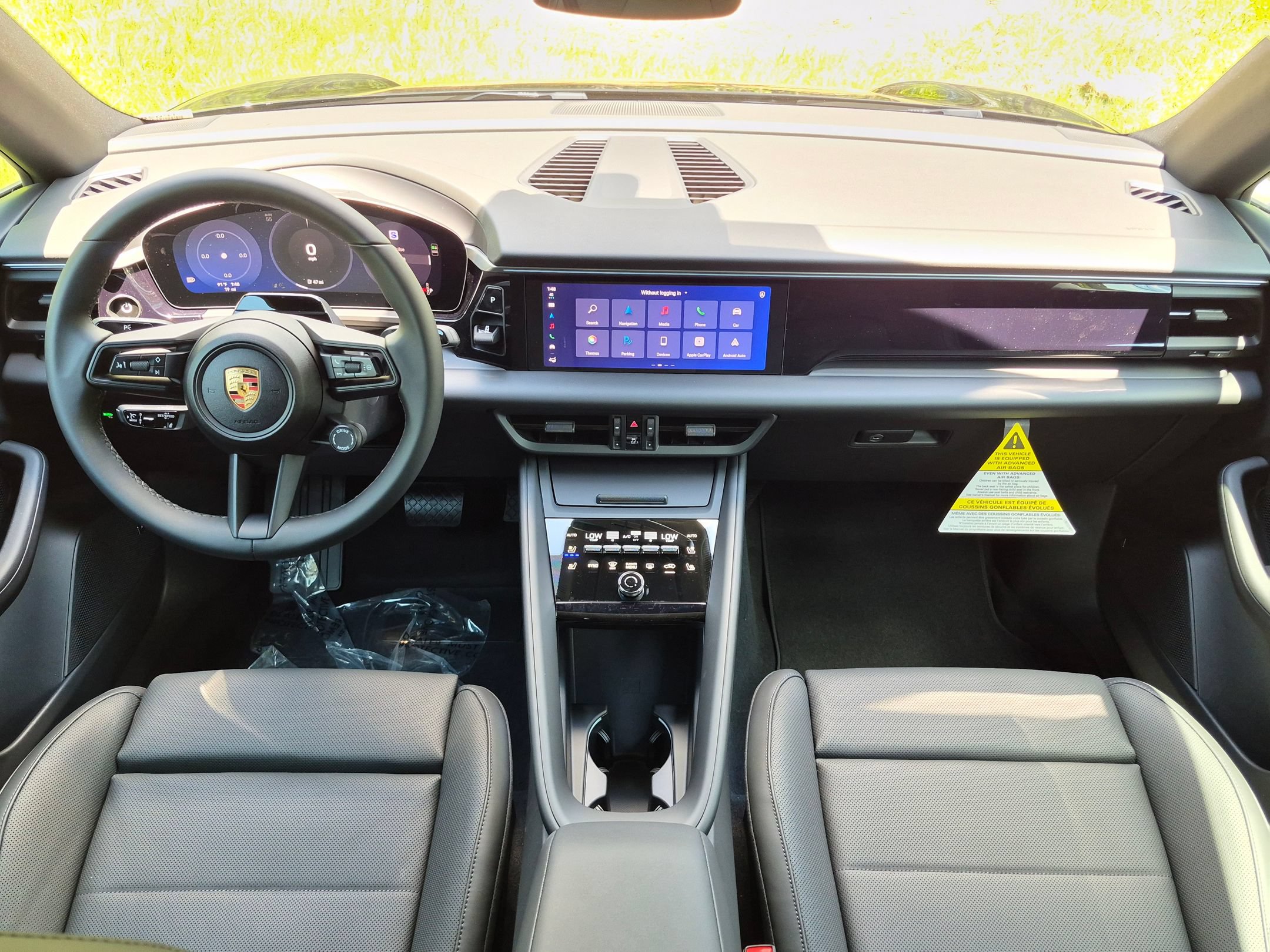 New 2026 Porsche Macan Turbo Electric RWD image 21