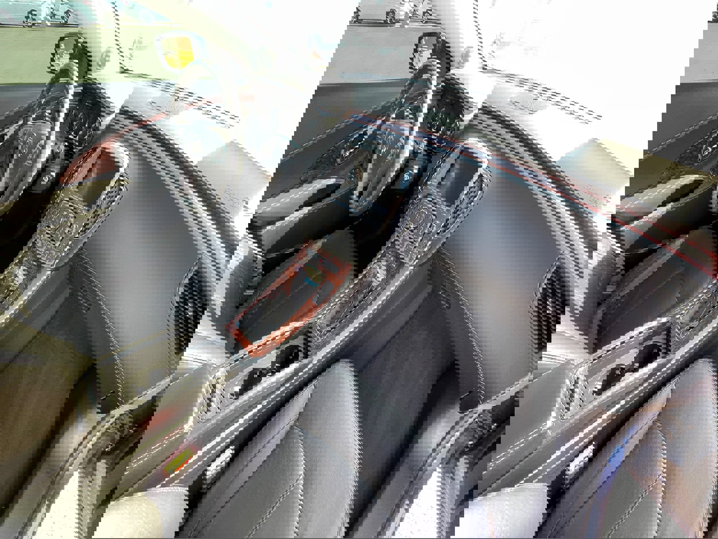 Used 2013 Buick LaCrosse Leather image 20