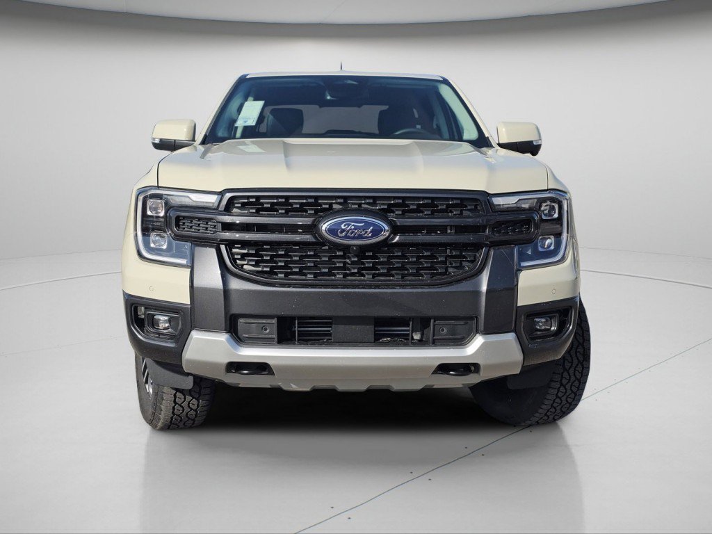 New 2025 Ford Ranger Lariat w/ FX4 Off-Road Package AWD/4WD image 3