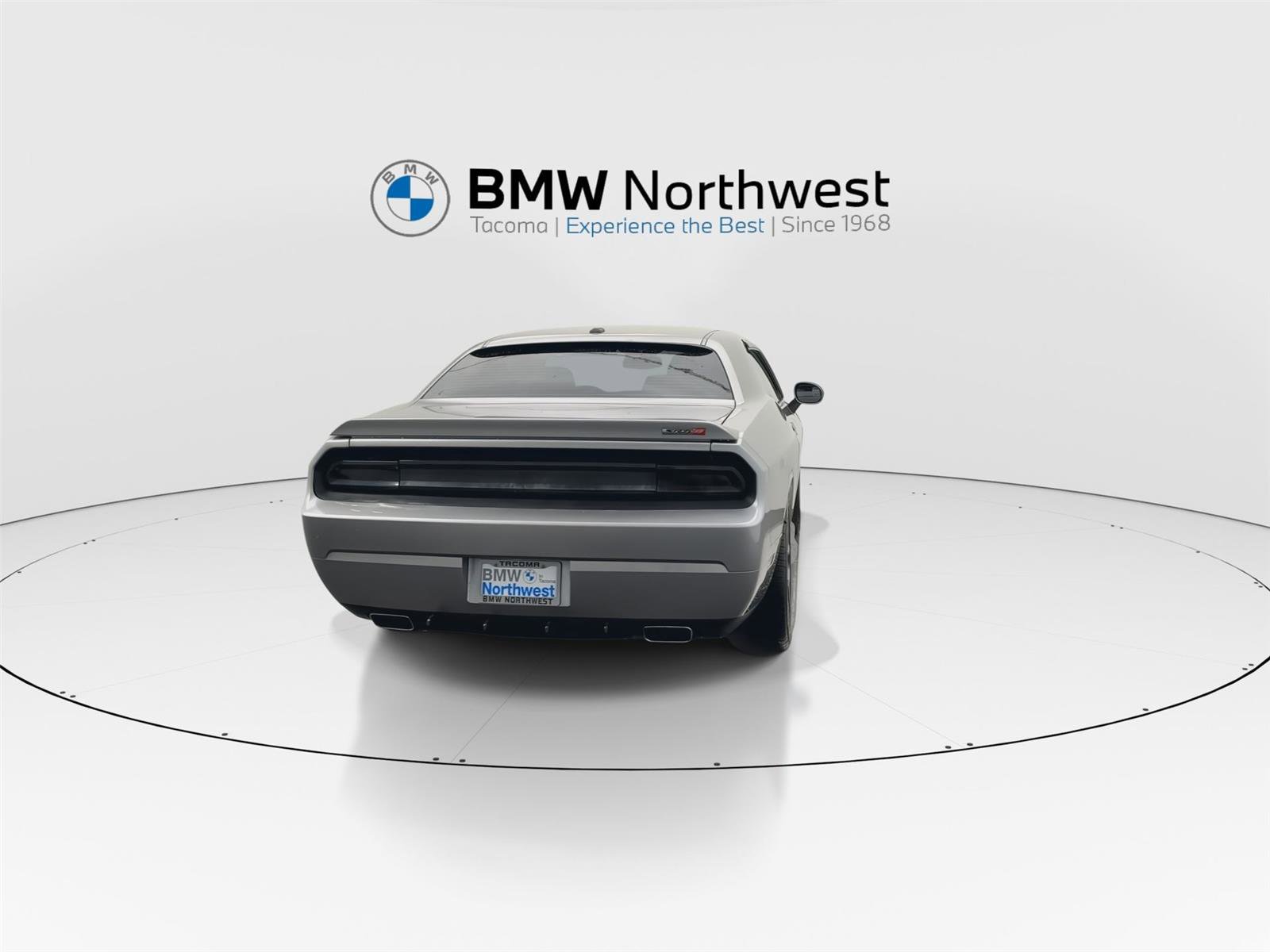 Used 2011 Dodge Challenger SRT8 image 2