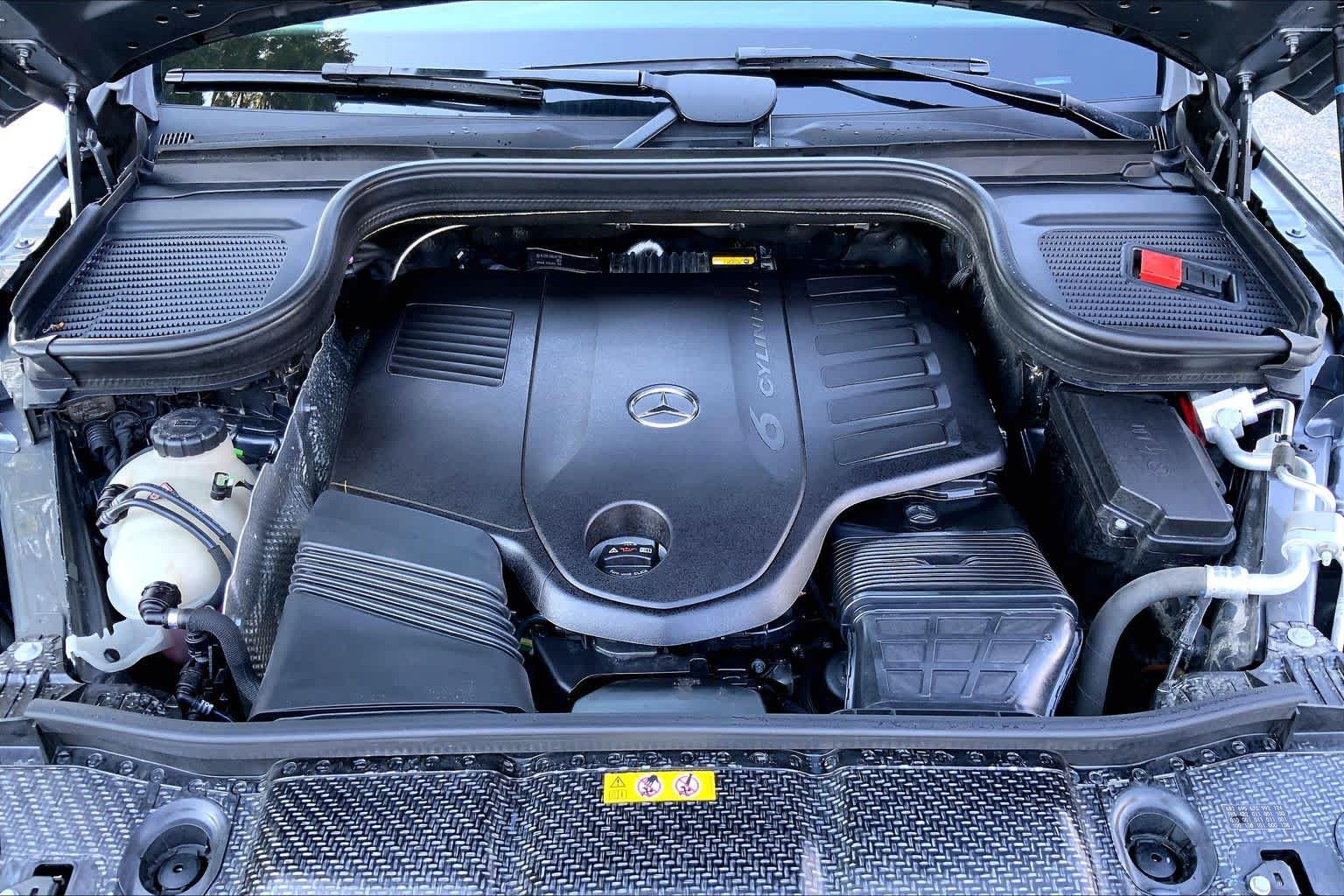 Used 2025 Mercedes-Benz GLE 450 4MATIC image 32