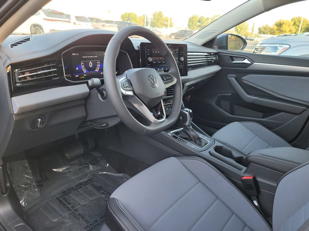 New 2026 Volkswagen Jetta SE FWD image 10