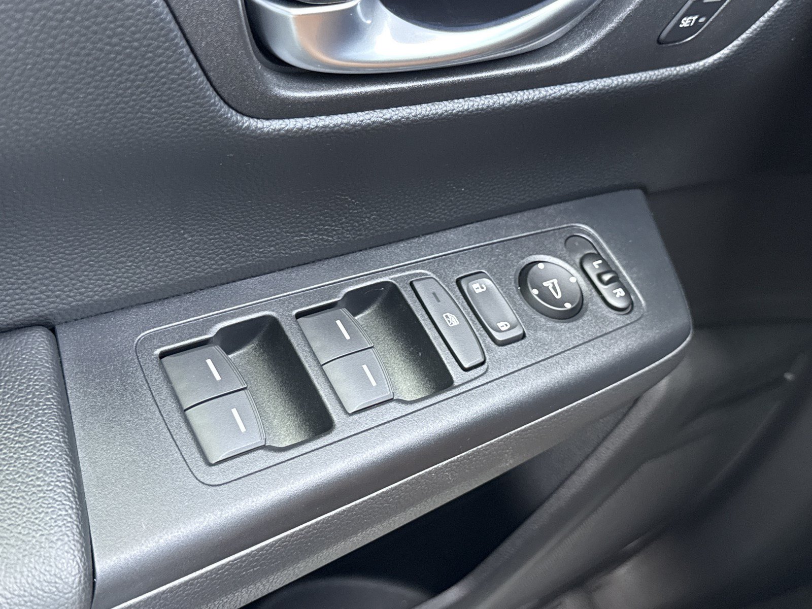 Used 2024 Honda CR-V Sport-L image 18