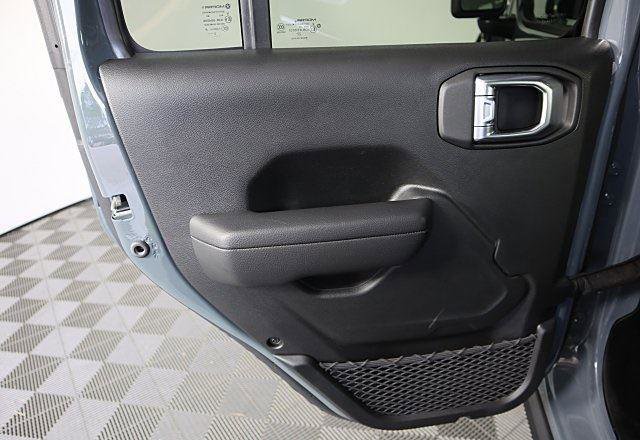 Used 2024 Jeep Wrangler Willys image 25