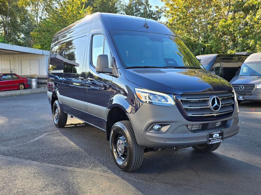 New 2026 Mercedes-Benz Sprinter 144 Cargo image 8