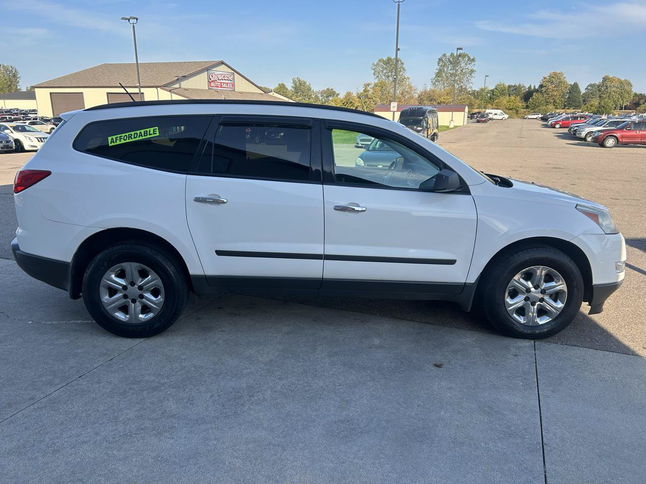 Used 2012 Chevrolet Traverse LS FWD image 4