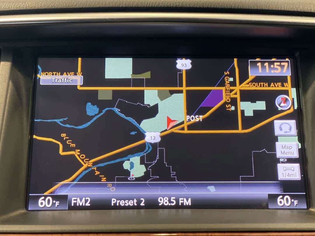 Used 2017 INFINITI QX80 4WD w/ Deluxe Technology Package image 21