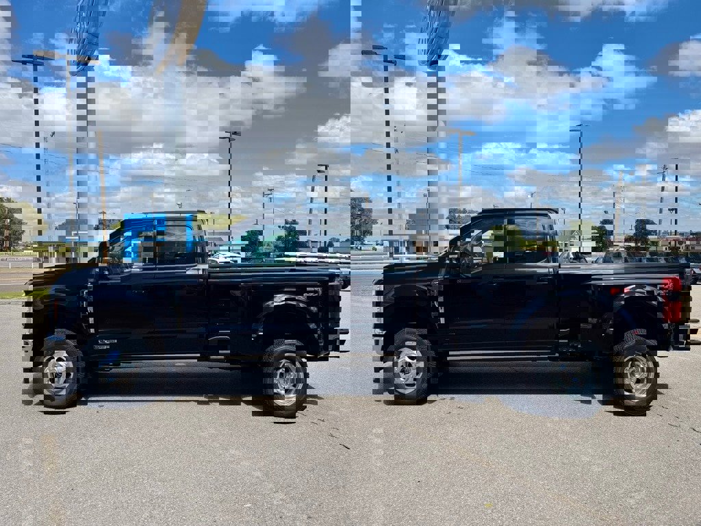 New 2026 Ford F350 Lariat image 13