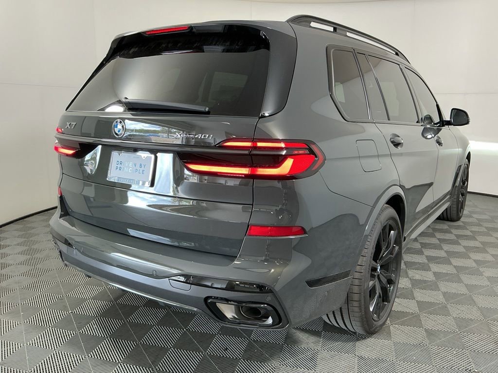 New 2026 BMW X7 xDrive40i w/ M Sport Package AWD/4WD image 5