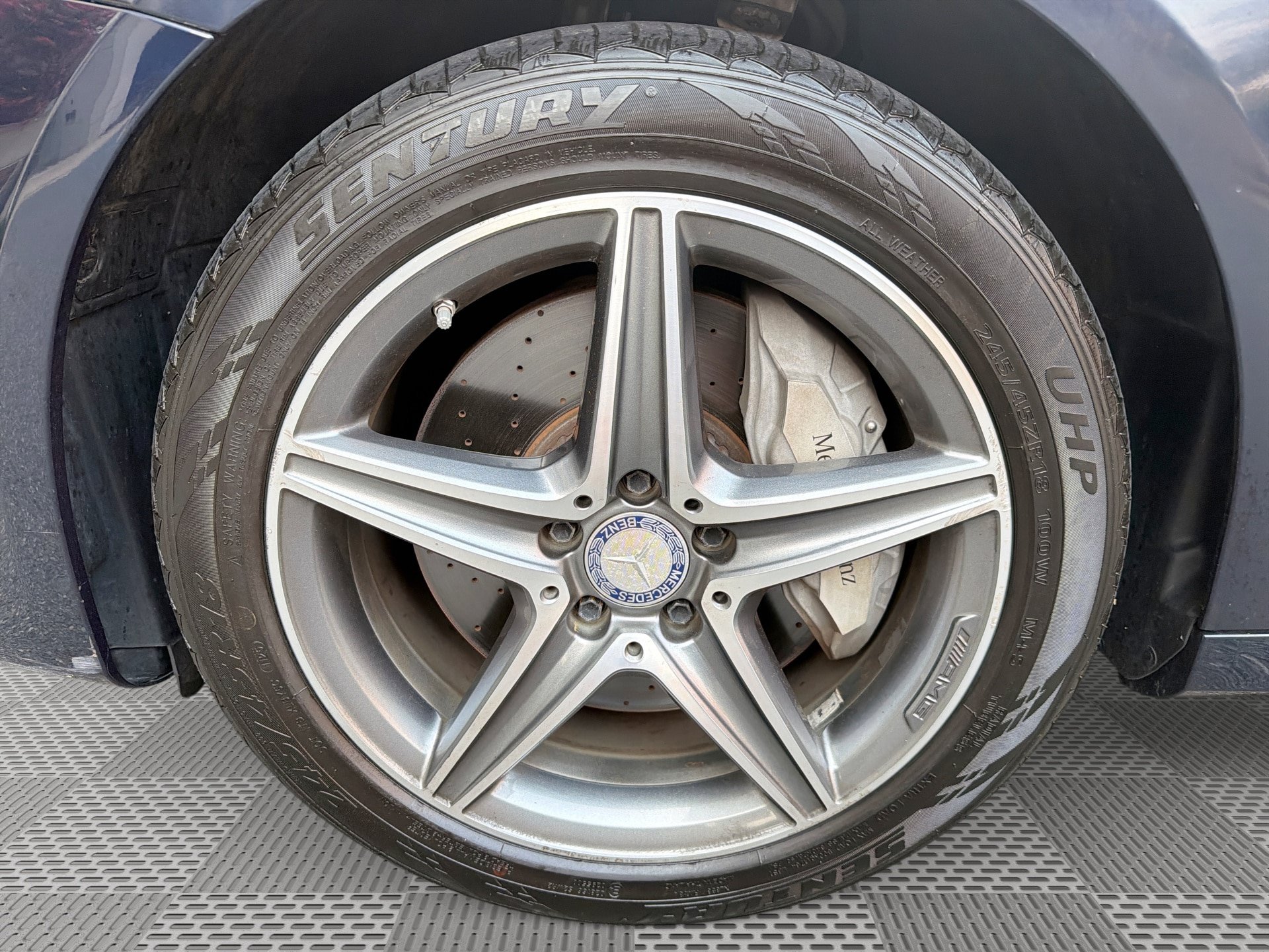 Used 2017 Mercedes-Benz E 300 4MATIC image 19