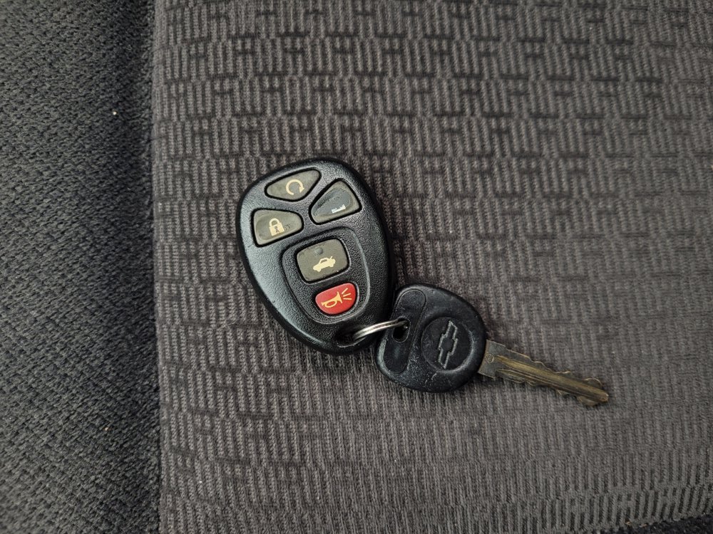 Used 2014 Chevrolet Impala LT w/ LT Sunroof Package FWD image 32