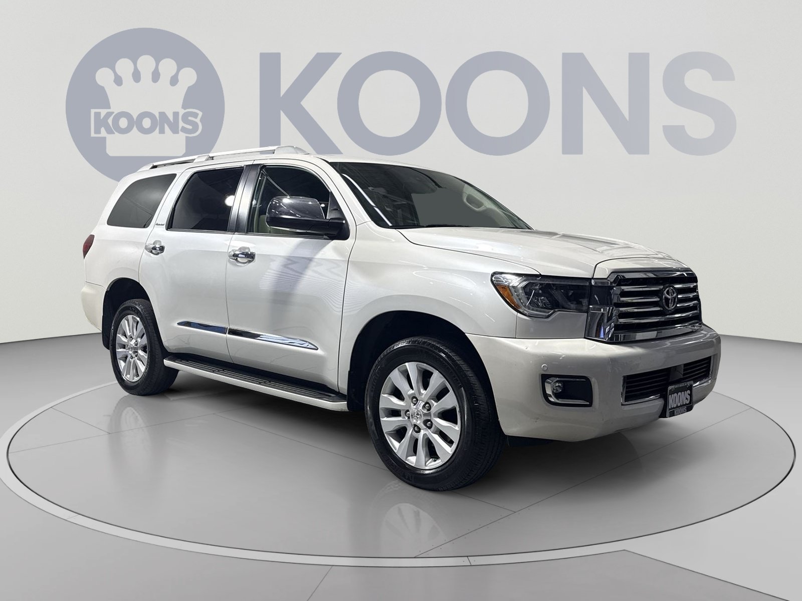 Used 2018 Toyota Sequoia Platinum RWD image 4