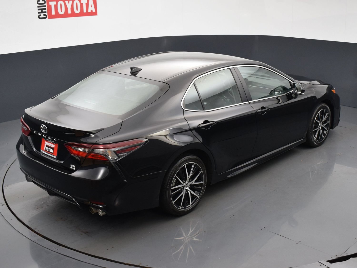 Used 2024 Toyota Camry SE AWD/4WD image 19