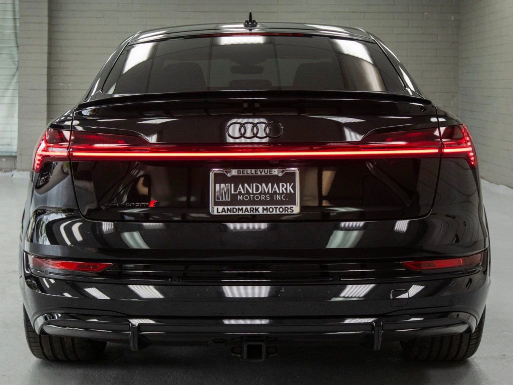 Used 2023 Audi e-tron S Prestige w/ Prestige Package AWD/4WD image 36