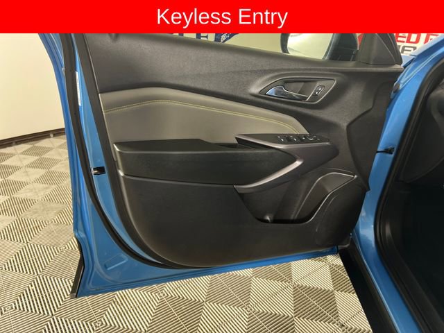 Used 2025 Chevrolet Trax ACTIV image 11