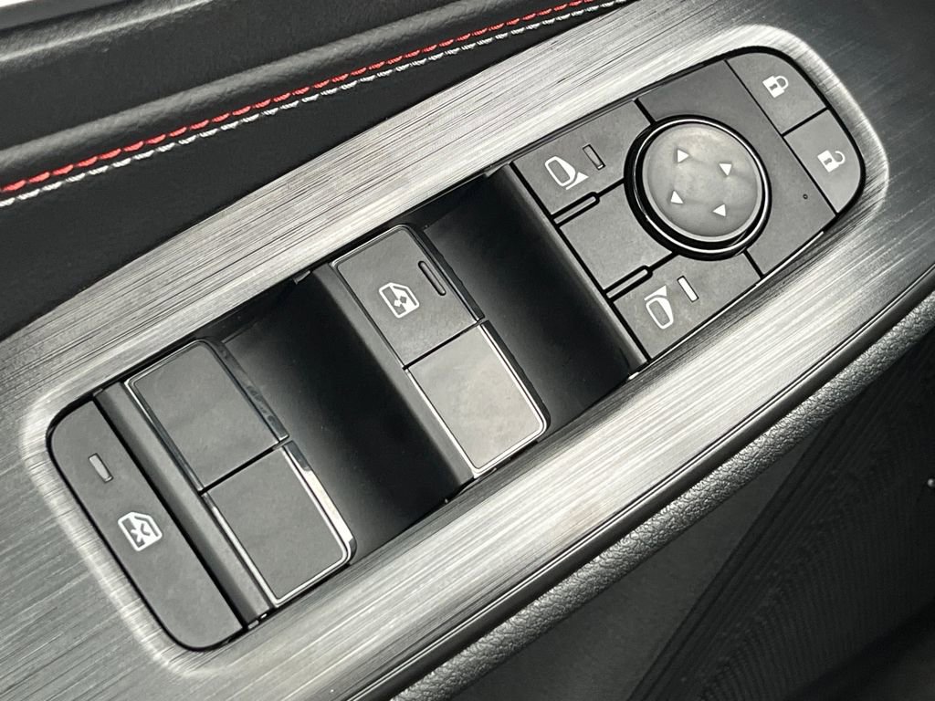 New 2026 Nissan Sentra SR w/ SR Premium Package FWD image 18