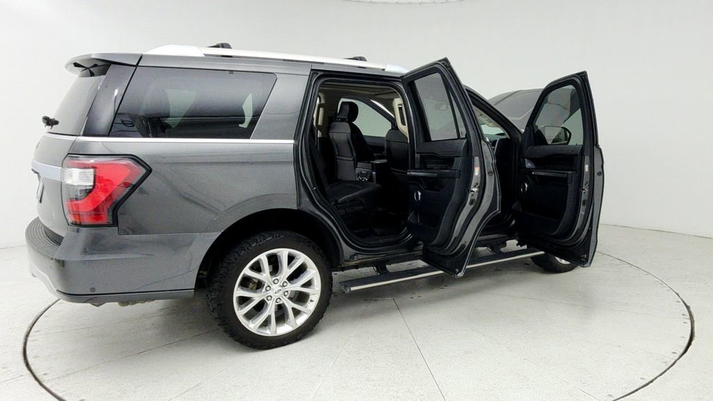 Used 2019 Ford Expedition Platinum AWD/4WD image 14