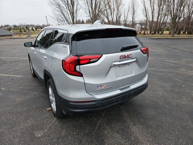 Used 2020 GMC Terrain SLE image 3