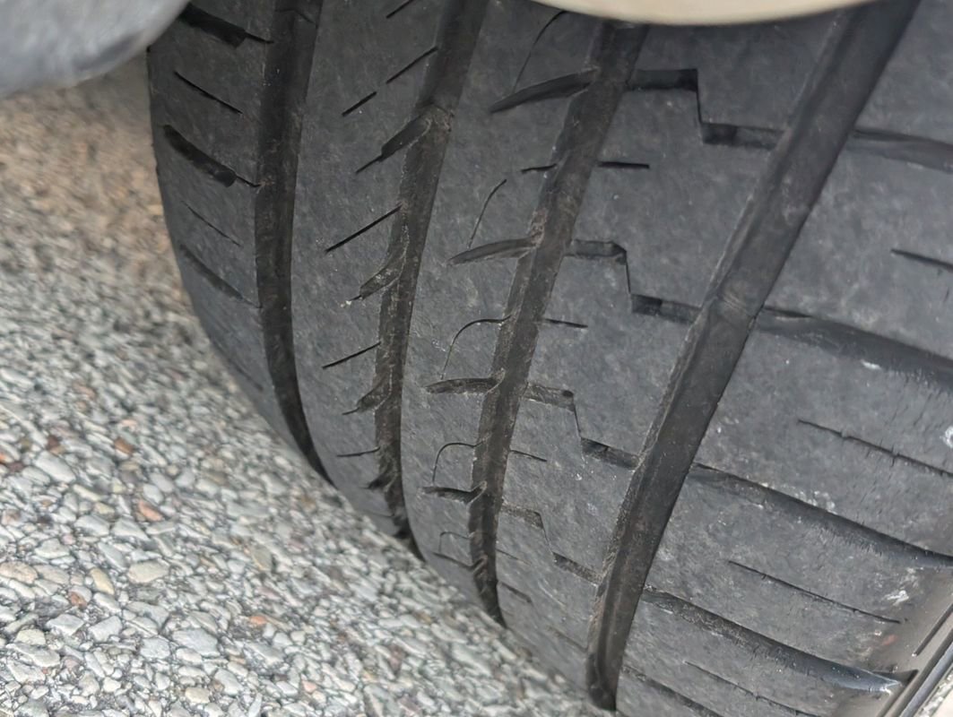 Used 2003 Lexus SC 430 Convertible image 39