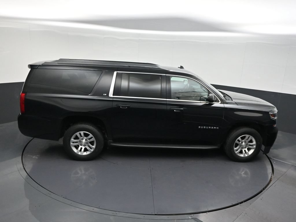 Used 2018 Chevrolet Suburban LT RWD image 21