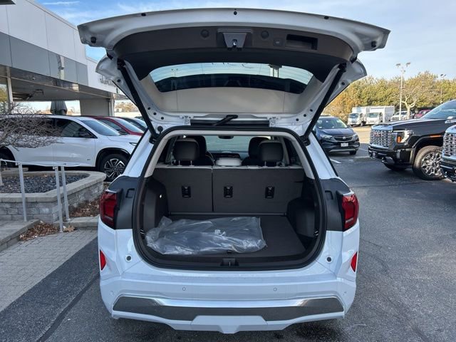 New 2026 GMC Terrain Denali w/ LPO, Floor Liner Package image 30