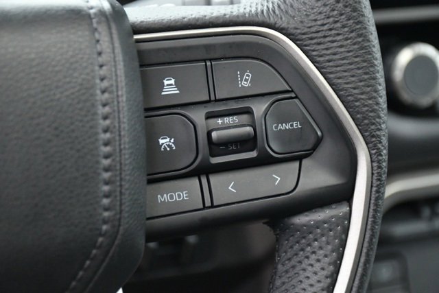 Used 2025 Toyota Sequoia SR5 image 25