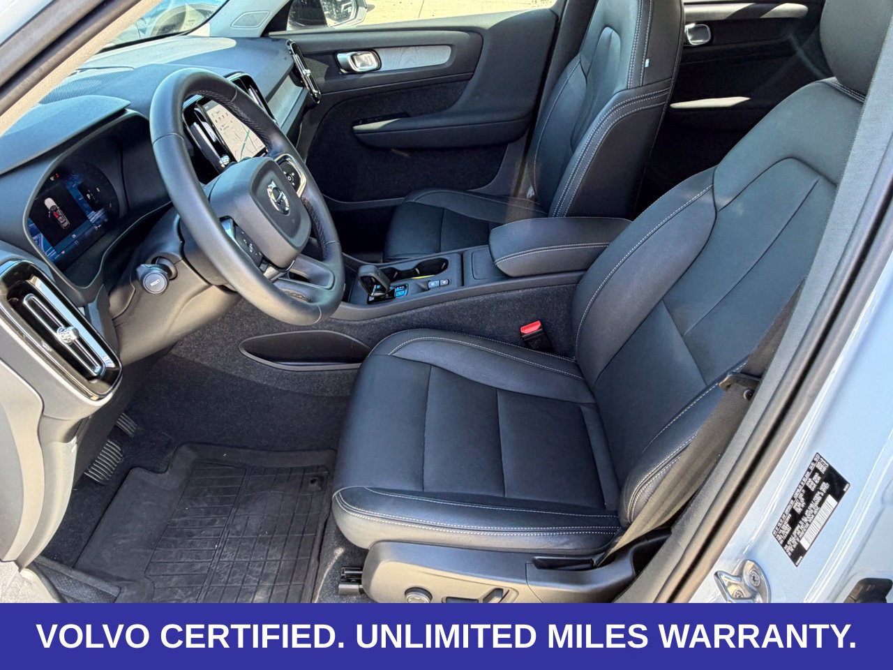 Certified 2024 Volvo XC40 B5 Core w/ Protection Package Premier AWD/4WD image 32