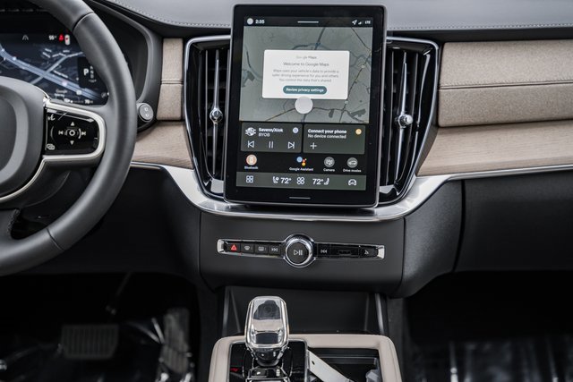 New 2026 Volvo XC90 B6 Plus w/ Protection Package Premier image 21