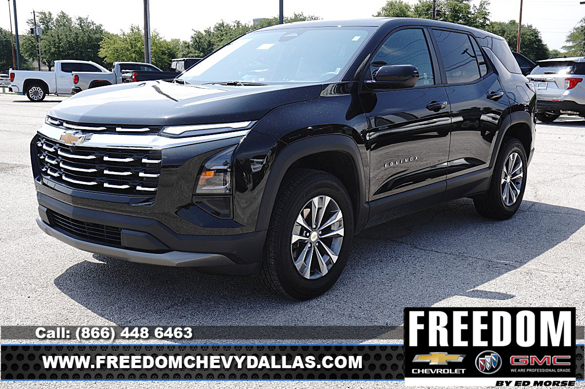 Used 2026 Chevrolet Equinox LT FWD image 3