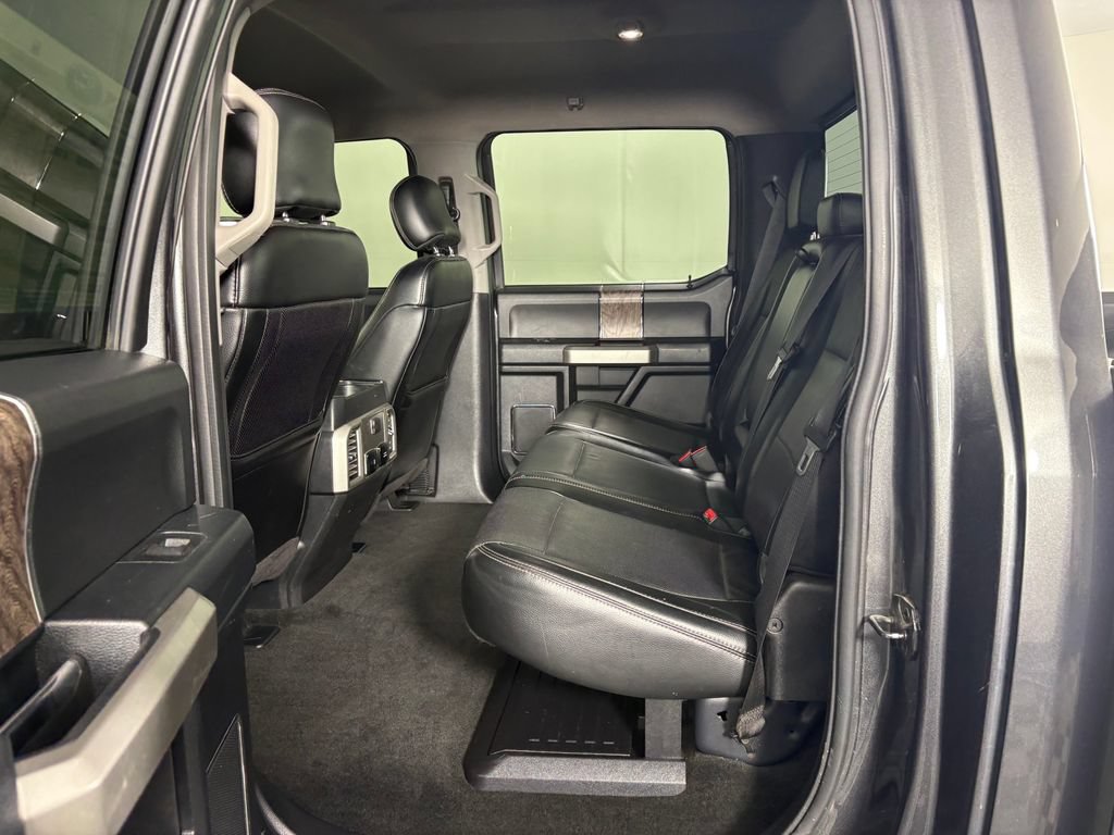 Used 2017 Ford F250 Lariat w/ Lariat Value Package AWD/4WD image 24