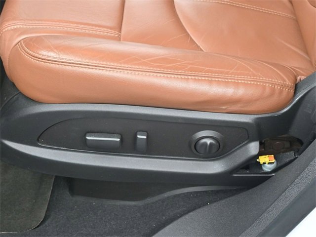 Used 2017 Chevrolet Traverse LT image 12