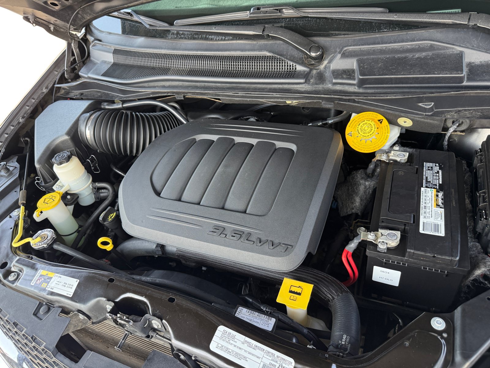 Used 2019 Dodge Grand Caravan SXT FWD image 12