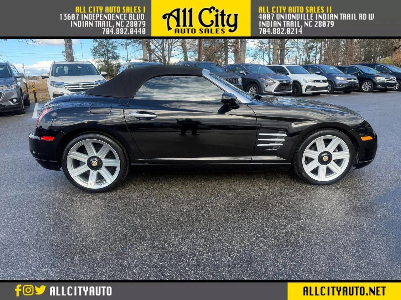 Used 2005 Chrysler Crossfire Limited image 8