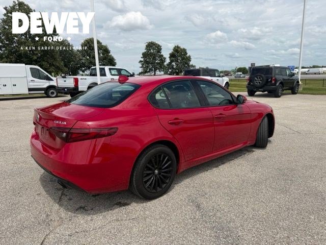 Used 2022 Alfa Romeo Giulia Sprint AWD/4WD image 14