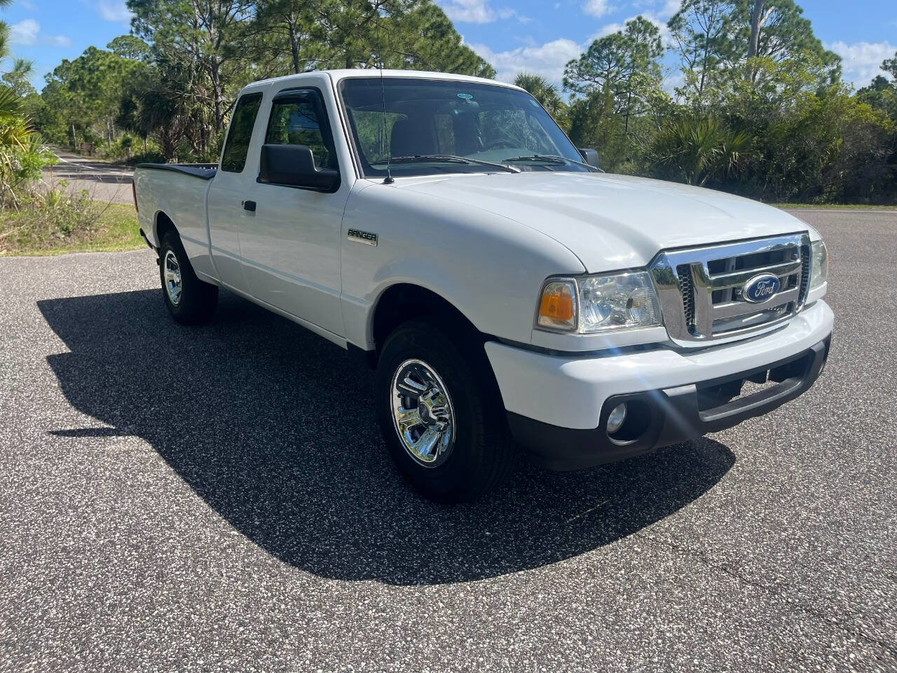 Used 2011 Ford Ranger XLT image 7